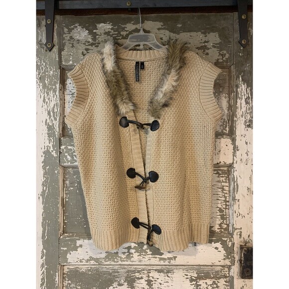 Boho ALLIE & Rob Beige Cable Knit Vest Faux Fur and Bone 3X - Picture 1 of 4